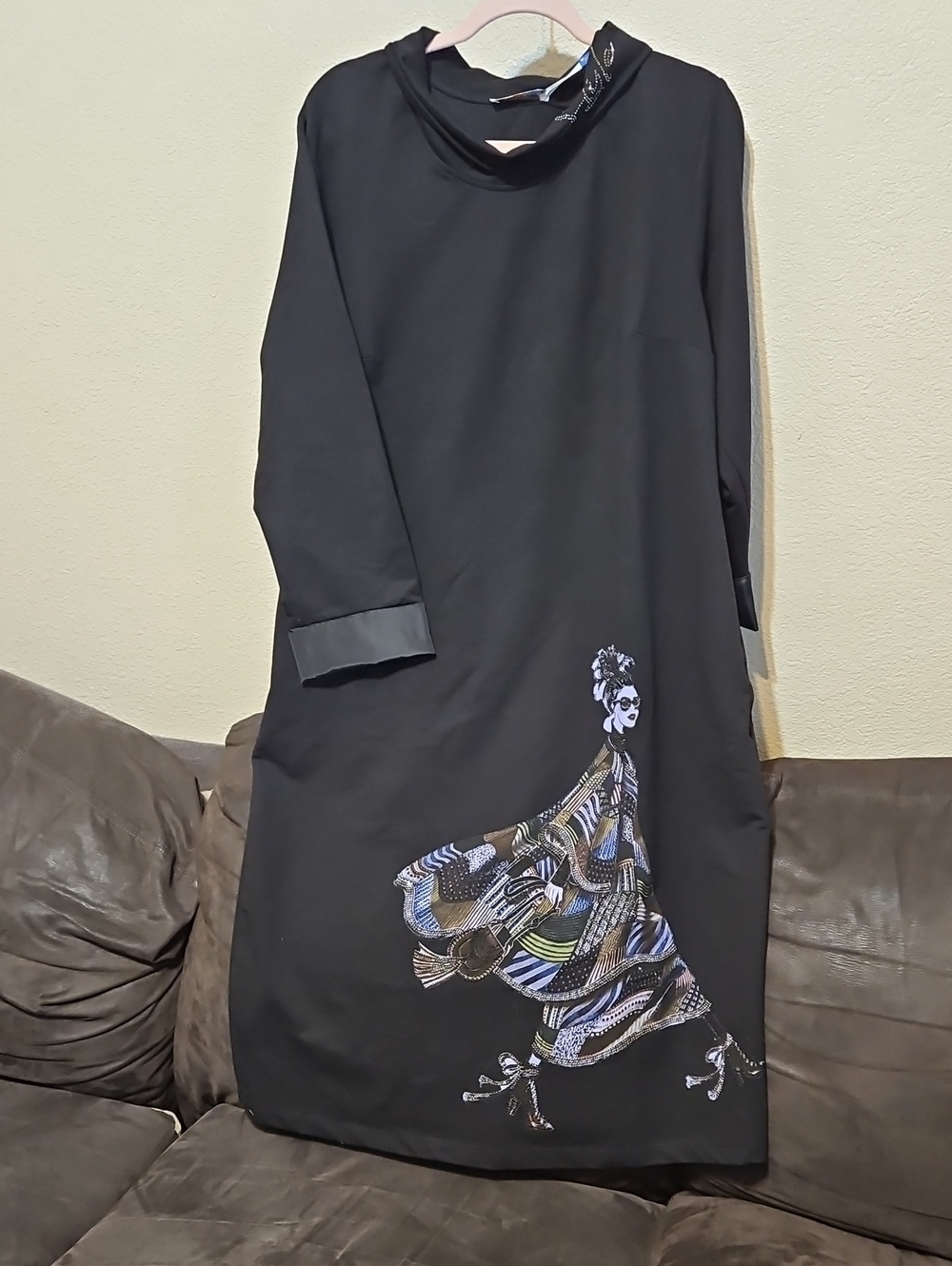 Black Long Sleeve Dress with Embroidered Fashion Figure